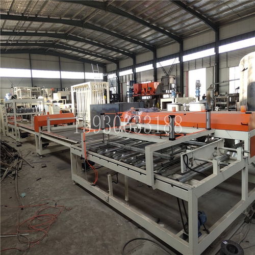 免拆模板設(shè)備生產(chǎn)線(xiàn)及其機(jī)械設(shè)備